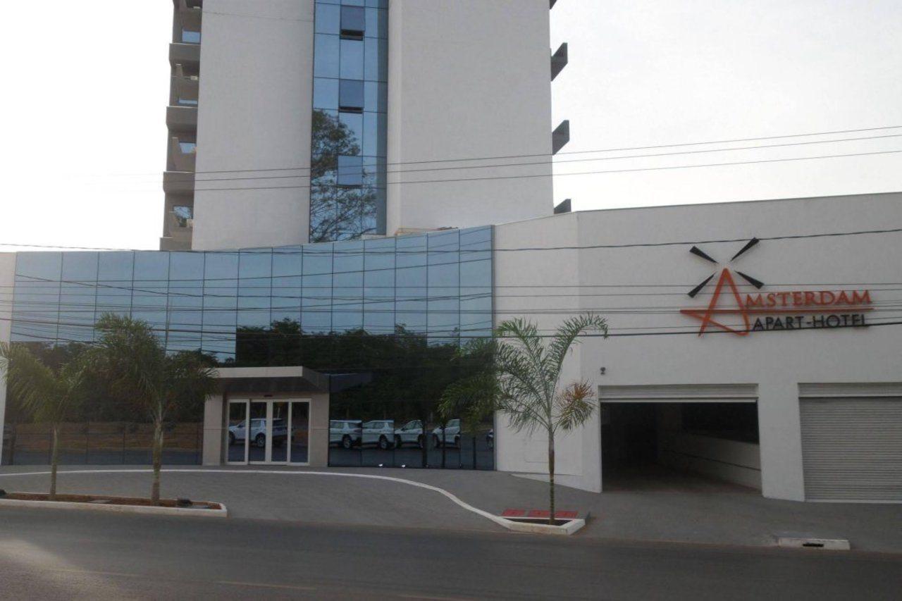 Hotel Amsterdam Montes Claros Esterno foto