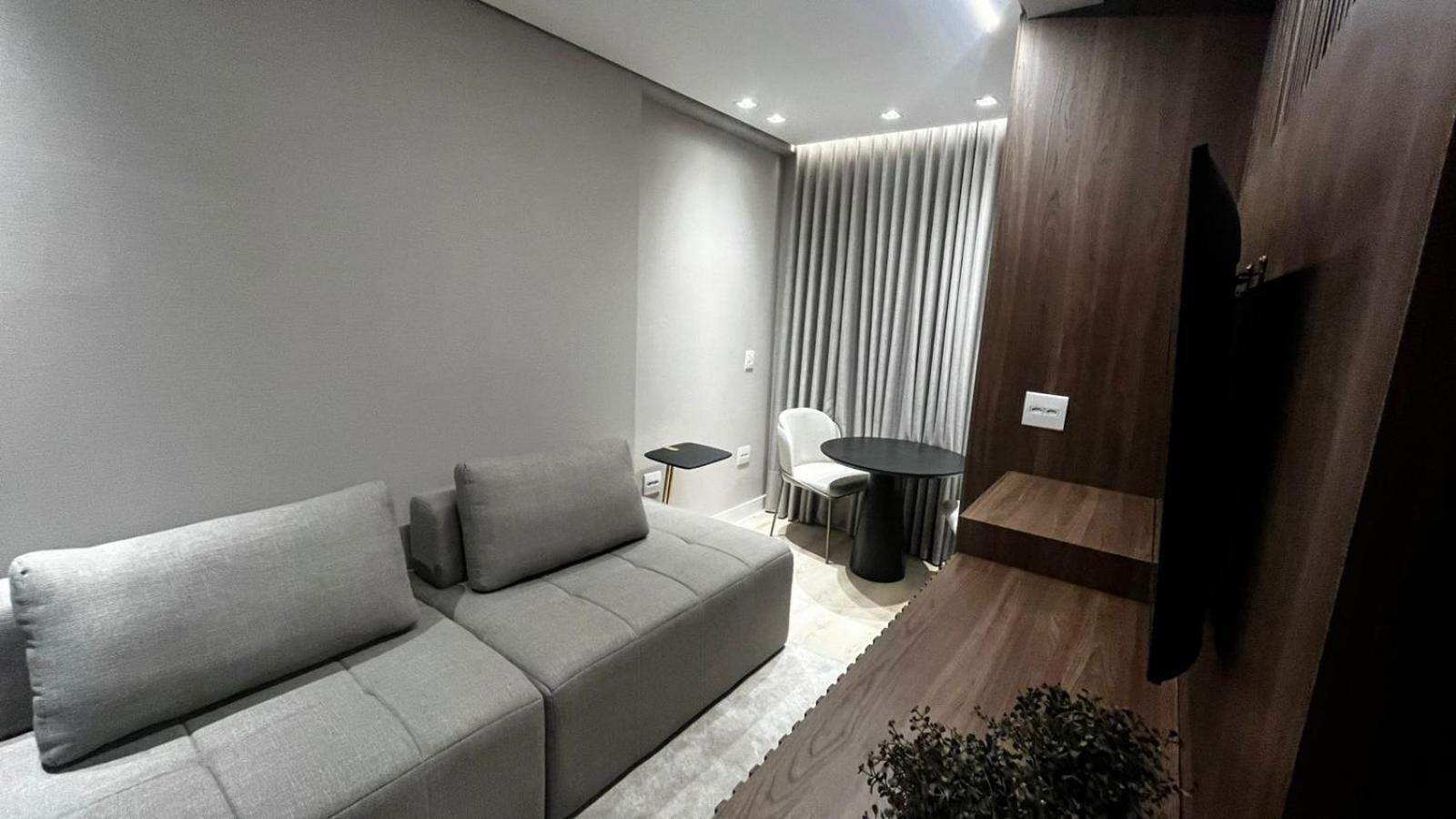 Hotel Amsterdam Montes Claros Esterno foto