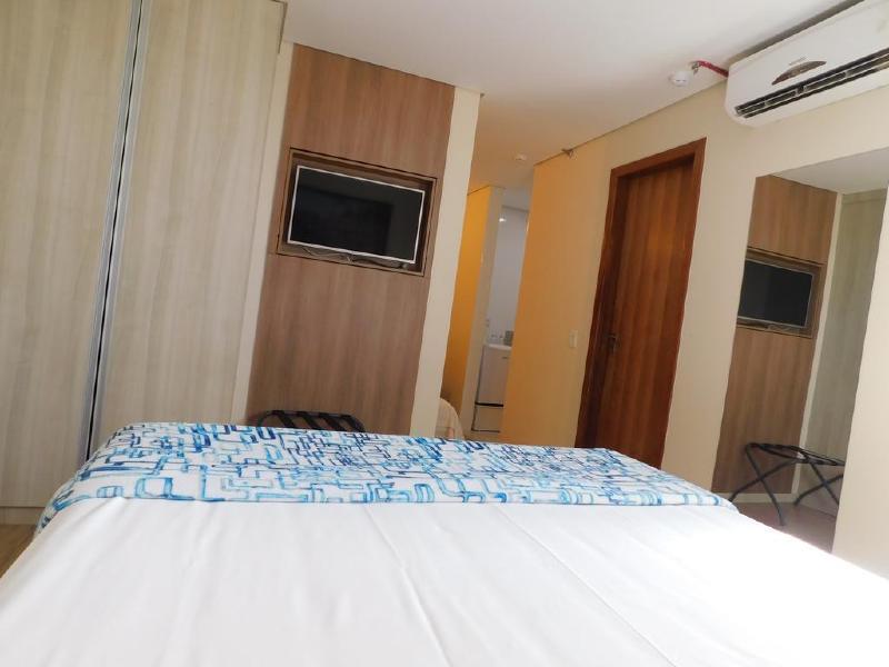 Hotel Amsterdam Montes Claros Esterno foto